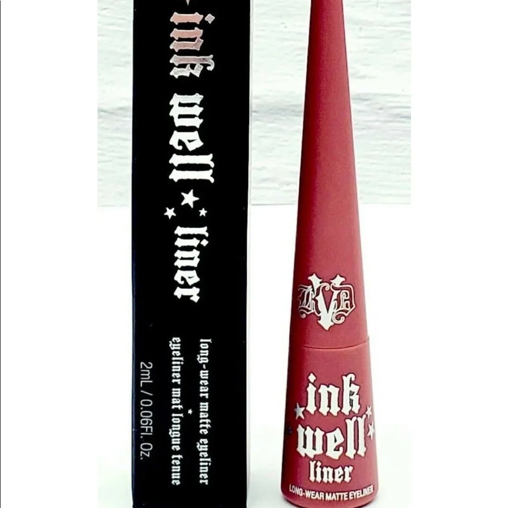 KVD BEAUTY Ink Well Matte Eyeliner Lolita